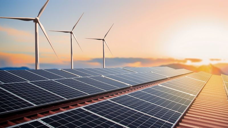 誠城集團 太陽能與計算機軟件科技的融合創新之路